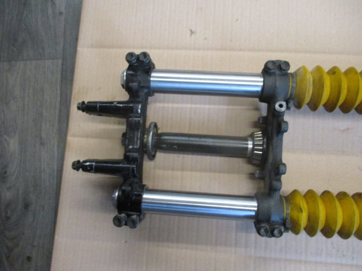 Fourche pour Yamaha 125 Ténéré - BLG