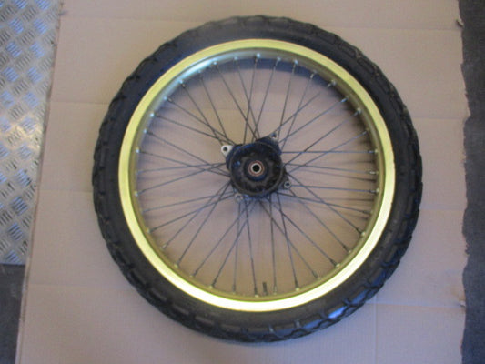 Roue avant avec pneu très peu roulé pour Suzuki 600 DR - SN41A - Couleur "or"