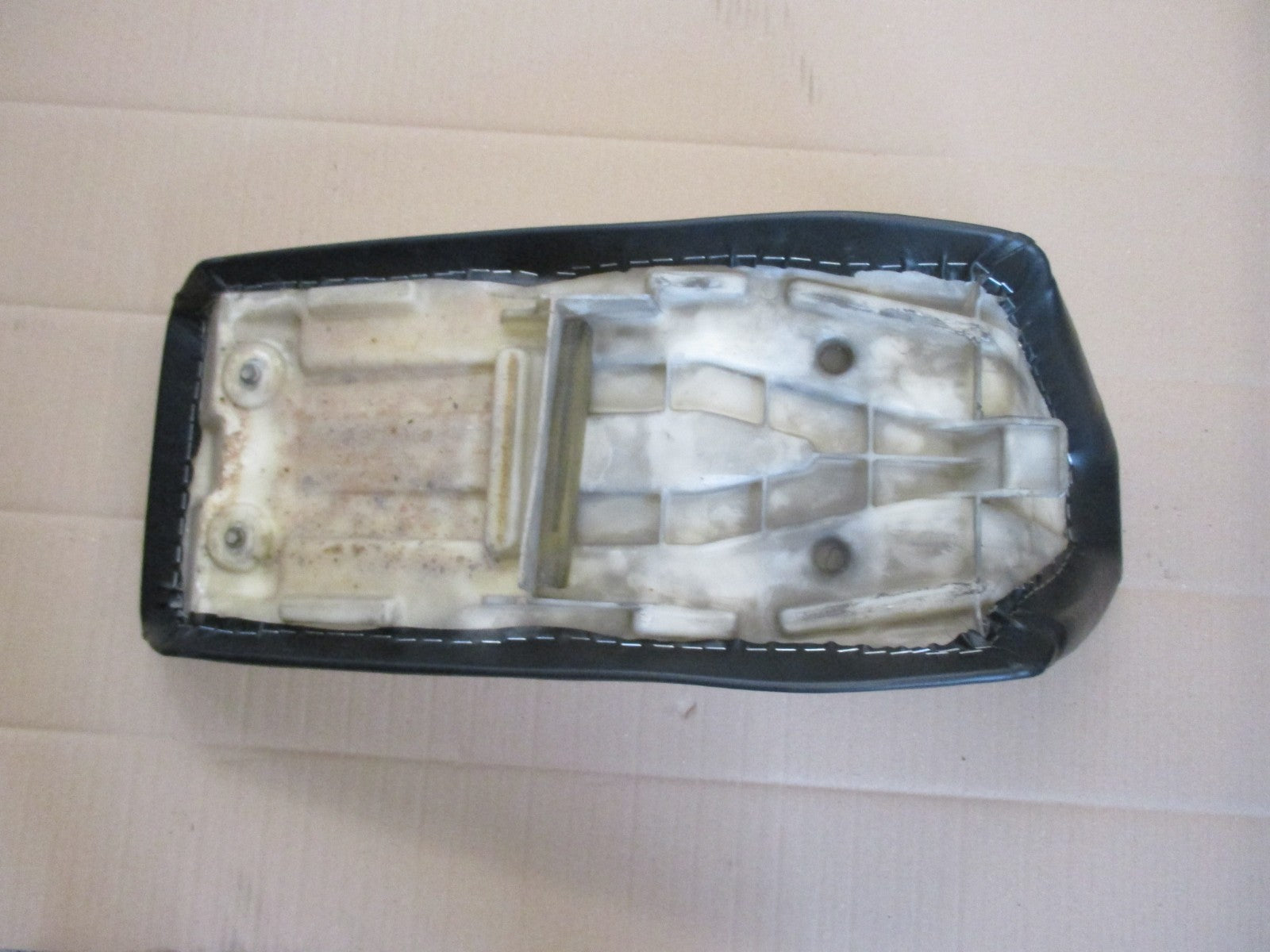 Selle refaite à neuf pour Yamaha 660 XTZ - 3YF