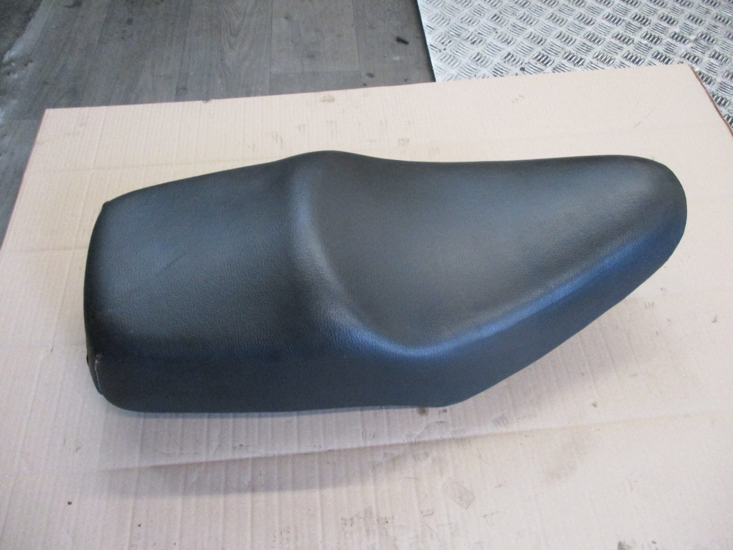 Selle pour Yamaha 125 SR - 10F