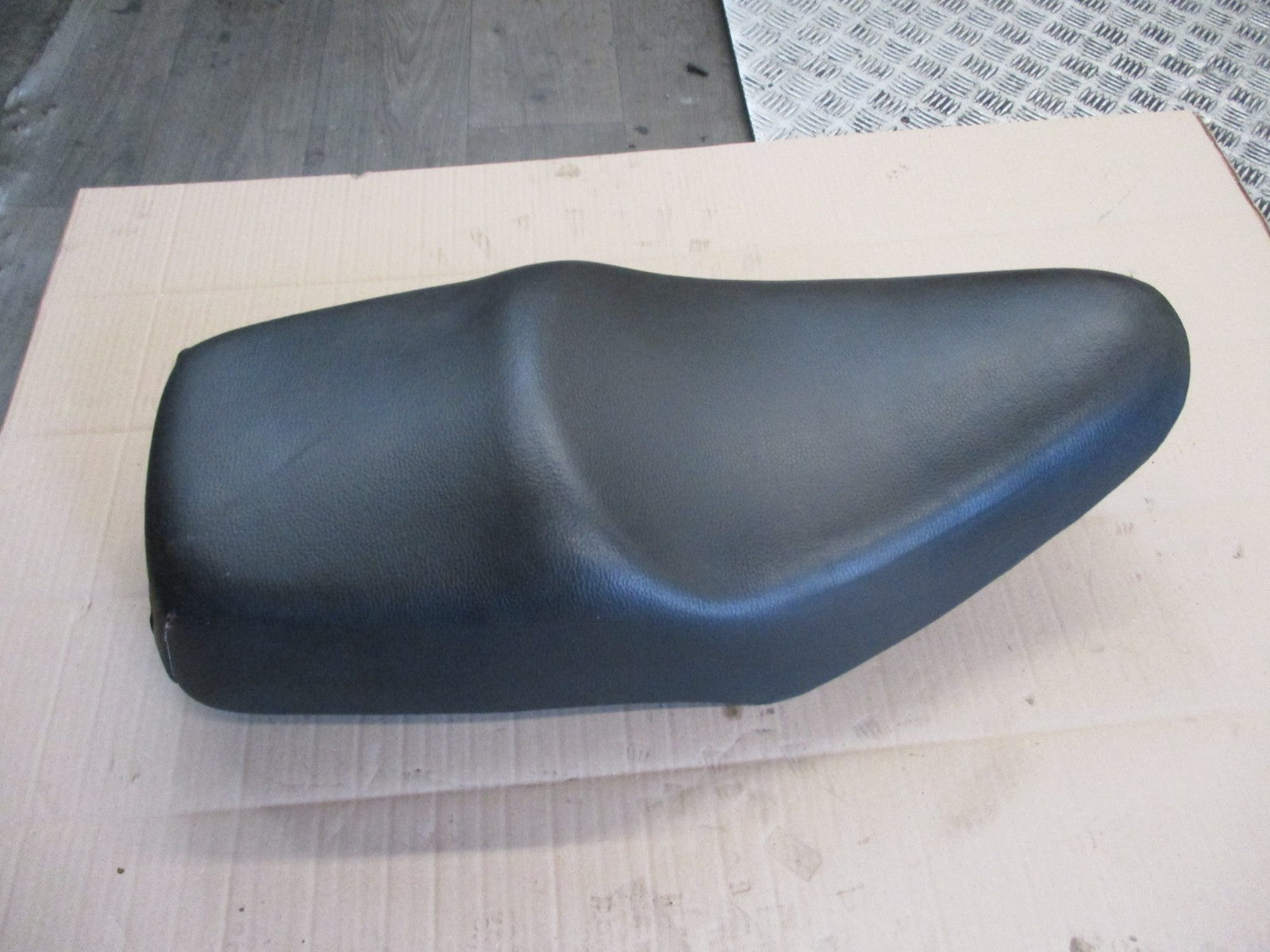 Selle pour Yamaha 125 SR - 10F