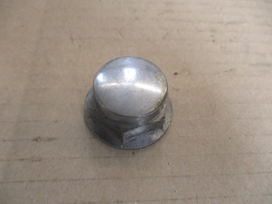 Ecrou supérieur de fixation tés de fourche pour Yamaha 125 YBR - RE031 - RE051
