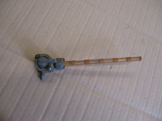 Robinet d'essence pour Honda 125 NX Transcity - JD12