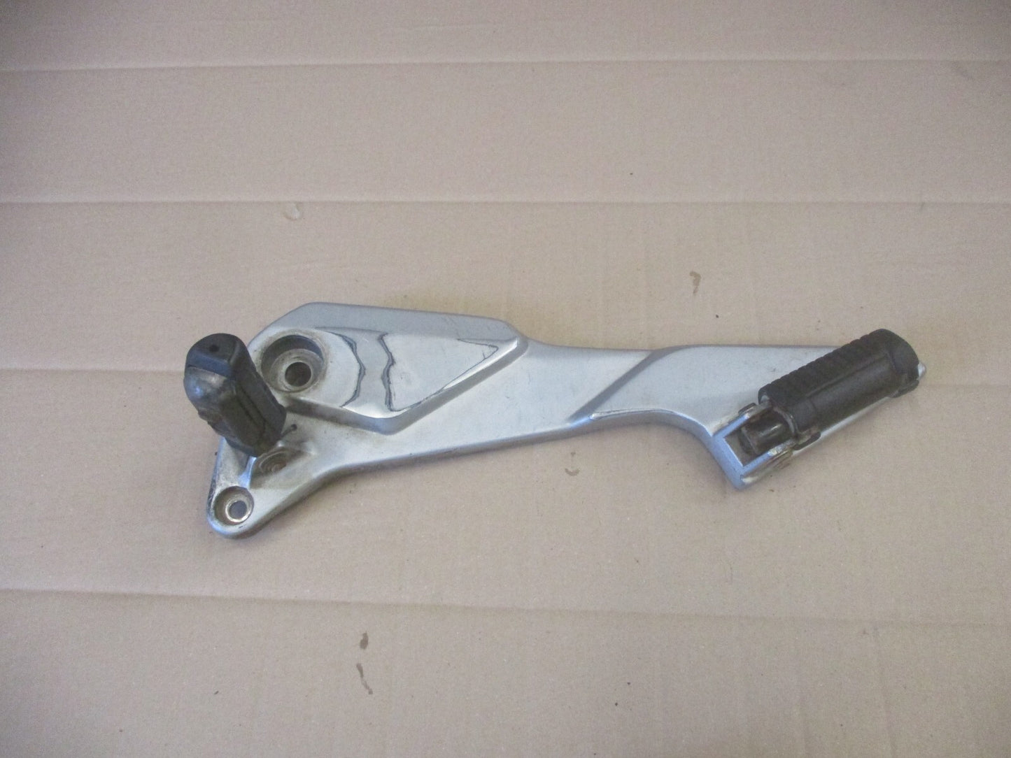 Platine cales pieds gauche pour Honda 650 XLV Transalp - RD10A - RD11A