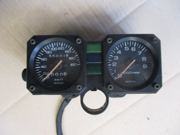 Bloc compteur compte tours 55682 kms pour Suzuki 750 DR - 800 DR - SR41A - SR42A