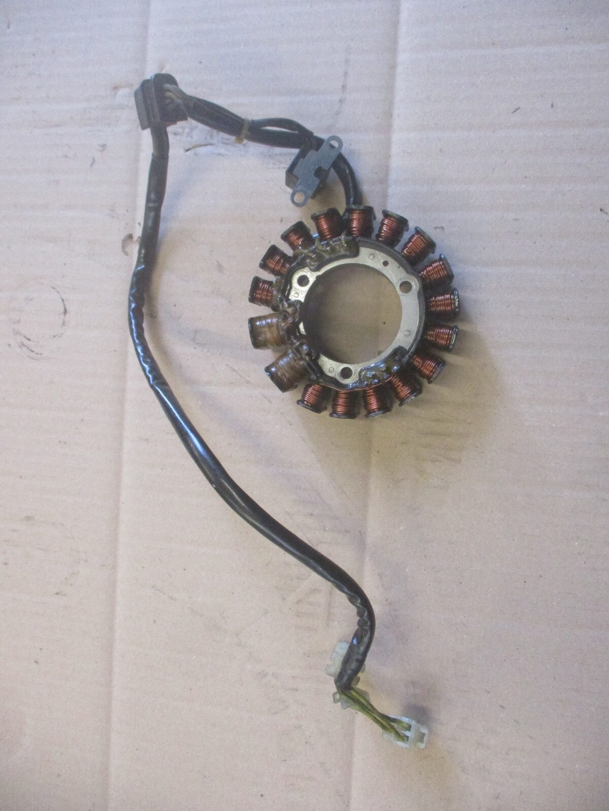 Stator d'allumage pour Suzuki 650 DR RS SE - SP43A