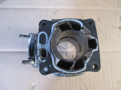 Cylindre 57.00 mm, bon état, prêt à monter, pour Yamaha 125 TZR - 2RL