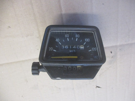 Compteur 36140 kms pour Yamaha 125 XT - 125 DTLC - 125 DTR DTRE - 125 TW