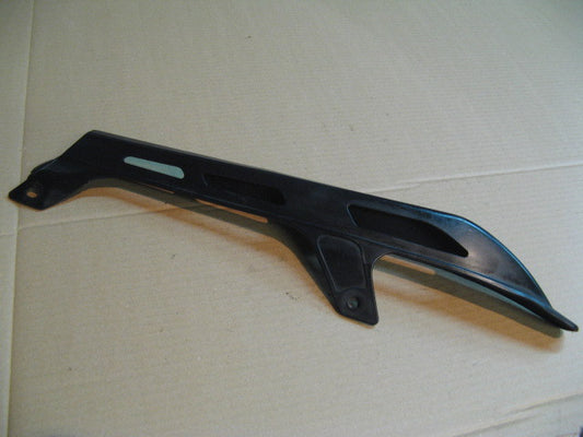 Protège chaîne pour Suzuki 650 DR RS SE - SP42A - SP43A - SP44A