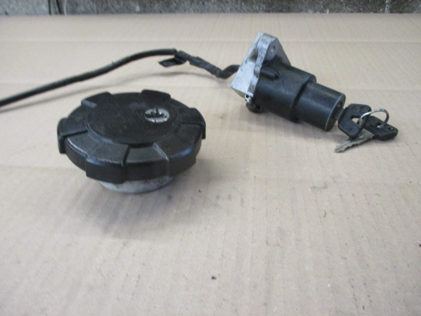 Nieman + bouchon essence pour Yamaha 125 TW Phase 1 - DE01