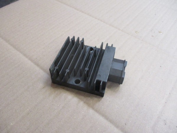 Régulateur pour Honda 125 CBR - JC50 - 2011 / 2018