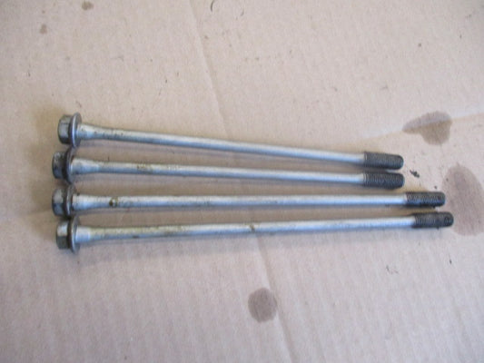 Vis de fixation culasse Suzuki 650 DR RS SE - SP42A - SP43A - SP44A