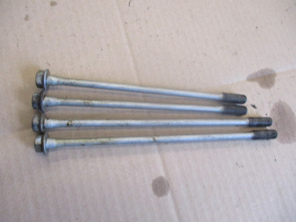 Vis de fixation culasse Suzuki 650 DR RS SE - SP42A - SP43A - SP44A
