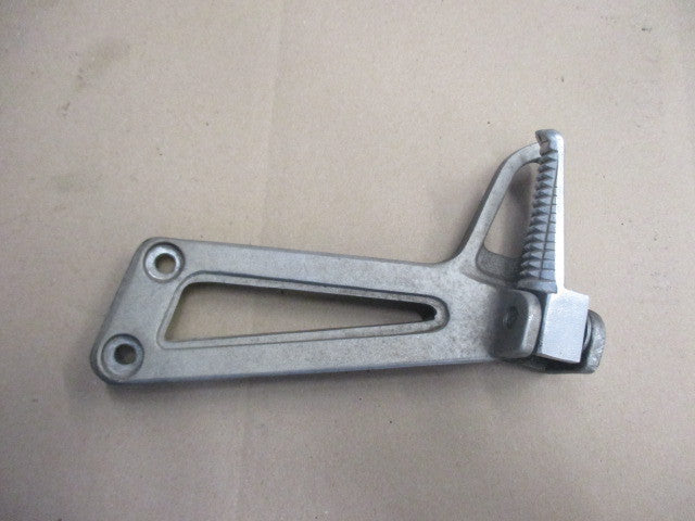 Cale pied arrière gauche pour Yamaha 125 TDR 4FU / 5AE