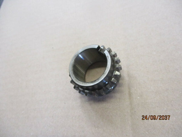 Pignon de distribution pour Suzuki 600 DR - 650 DR - SN41A - SP41A