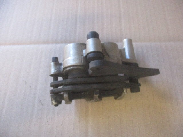 Etrier de frein avant pour Honda 125 CBF - JC40A