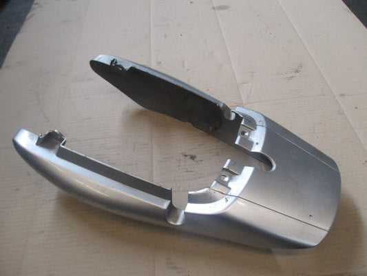 Caches arrière + plaque de dosseret pour Yamaha 125 YBR - RE031 - RE051