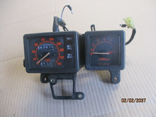 Bloc compteur - compte tours 43574 kms pour Honda 600 XLL - XLM - XLLM - PD04