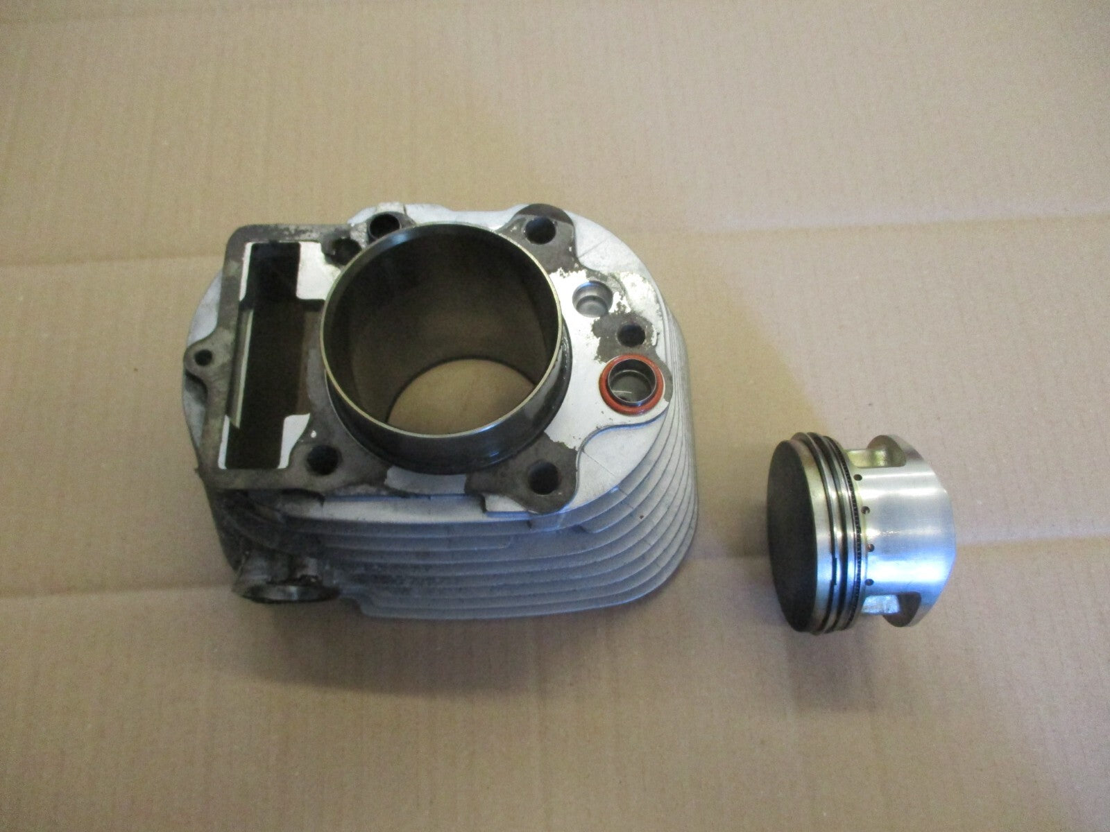 Cylindre / piston arrière pour Yamaha 535 XV Virago - 2YL
