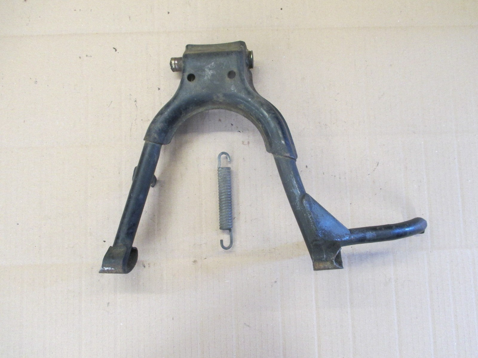 Béquille centrale pour Honda 125 CM - JC05
