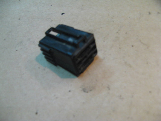 Connecteur pour Suzuki 600 DR - 650 DR - SN41A - SP41A