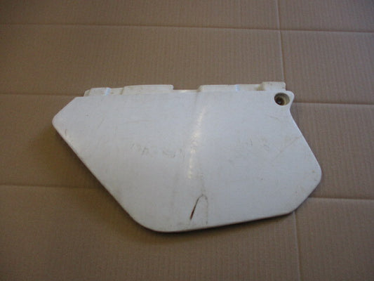 Cache latéral gauche pour Yamaha 125 DTR - DTRE