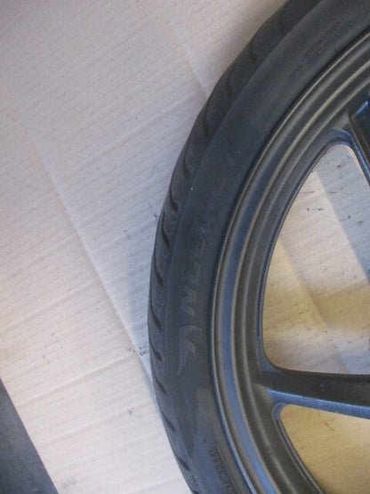 Roue avant avec pneu peu roulé pour Honda 125 CBF - JC40A