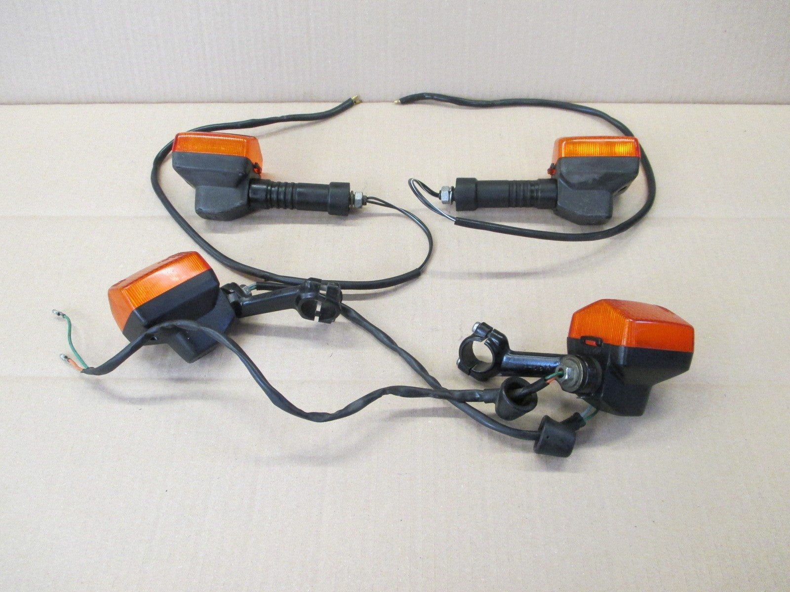 Clignotants pour Honda 125 XLR - JD04 modèle phare restangulaire