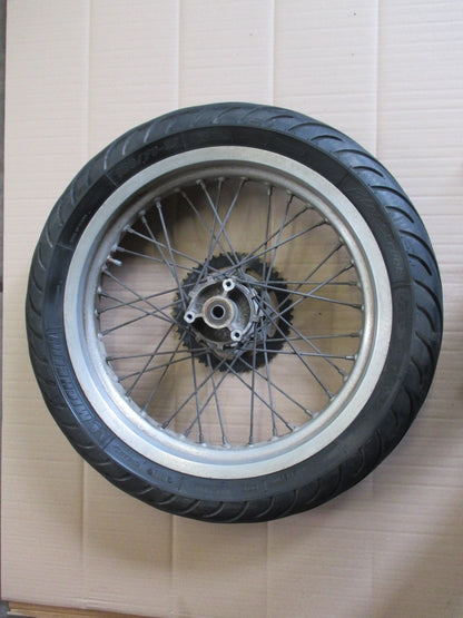 Roue arrière avec pneu MICHELIN ayant peu roulé Yamaha 125 XTX - 17 pouces