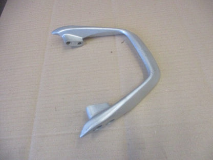 Poignée passager arrière pour Honda 125 CBR - JC39A