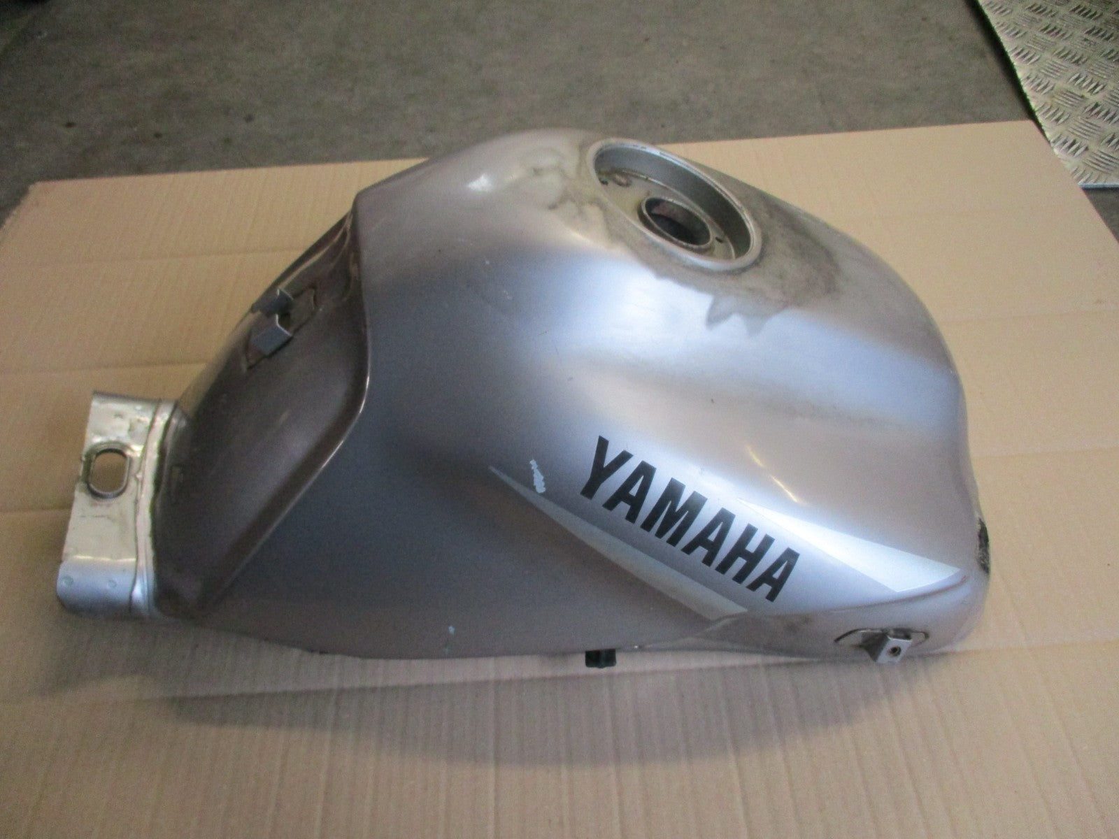Réservoir d'essence pour Yamaha 850 TDM - 4TX - 1999 - 2001