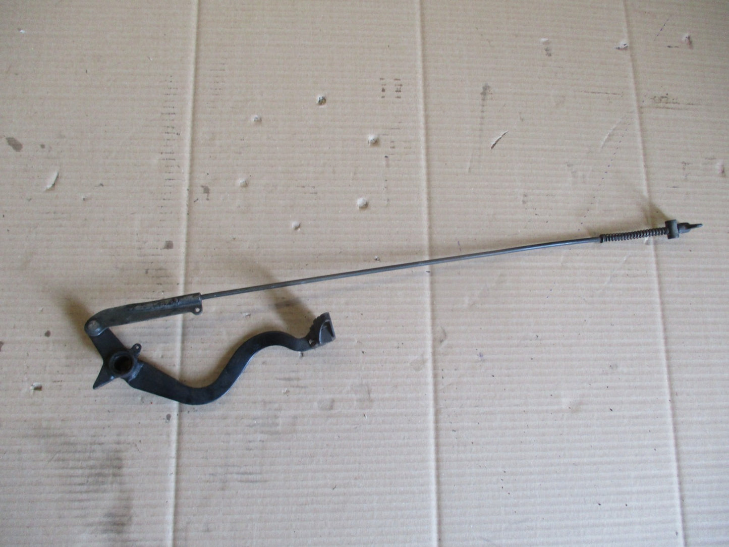 Pédale de frein AR + tige de commande Honda 125 XLR - JD04 - Modèle Phare Carré