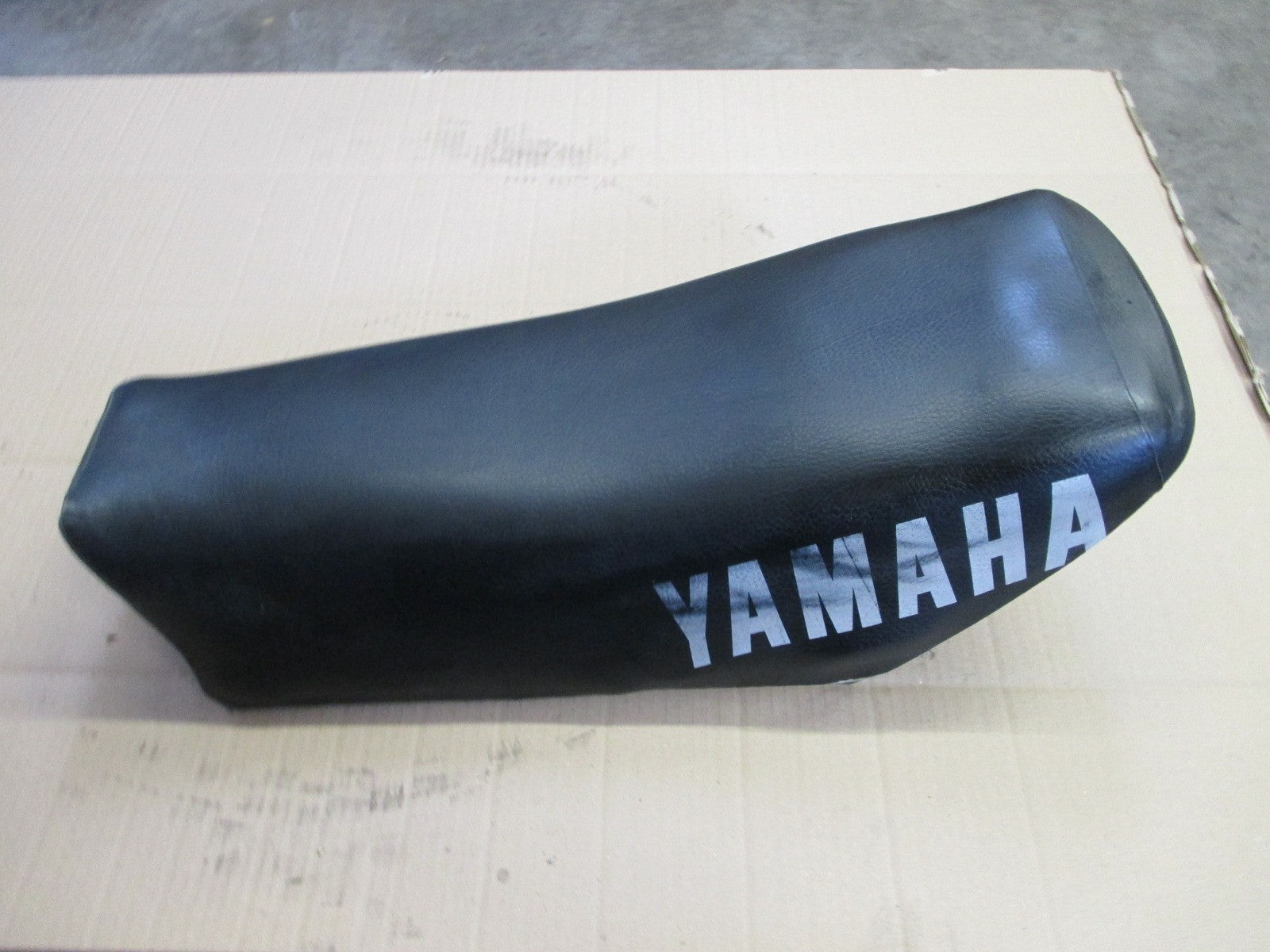 Selle surbaissée pour Yamaha 125 DTMX - 2A8