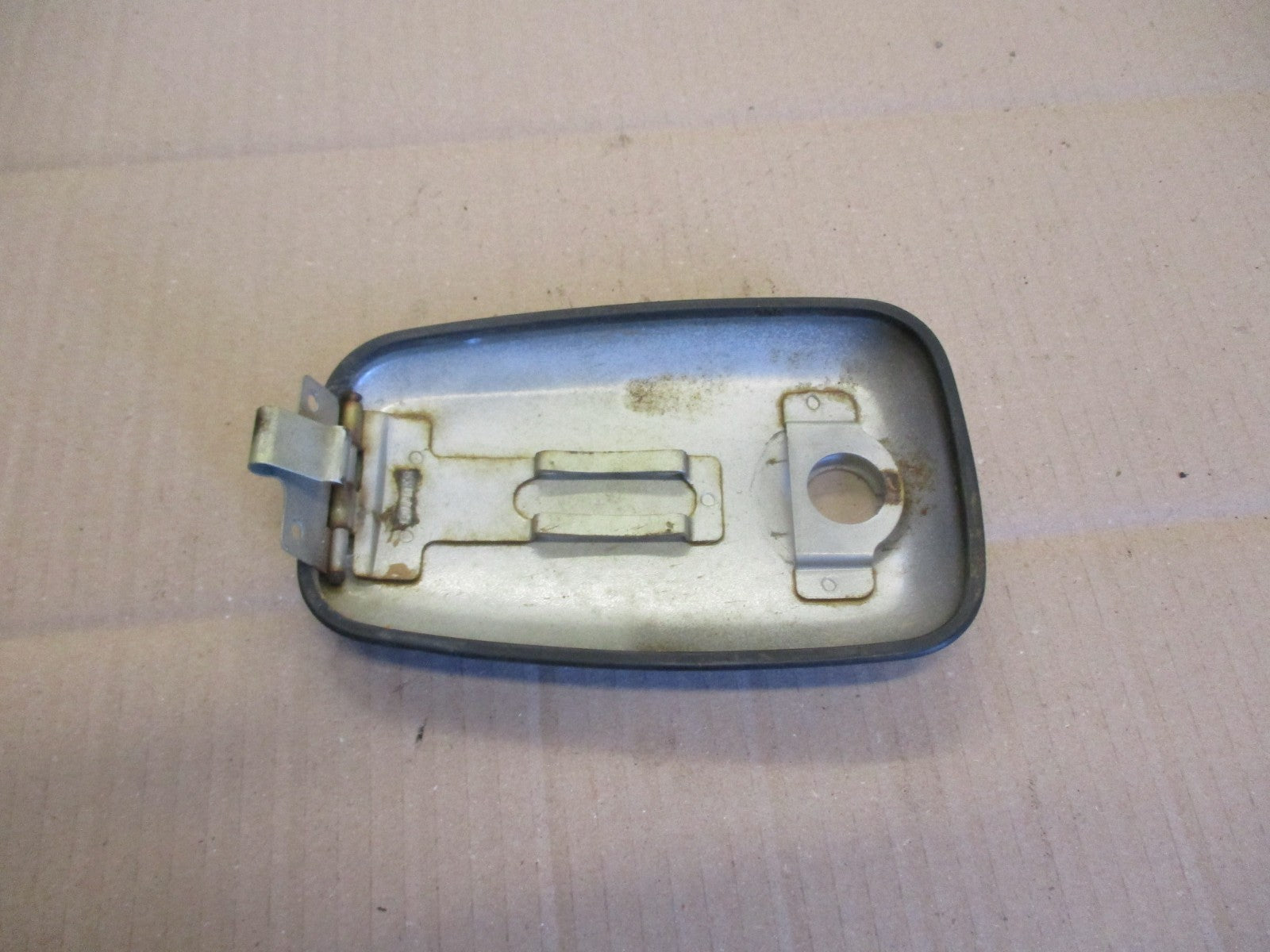 Trappe à essence pour Honda 125 CBT - CB125T - 125 Twin