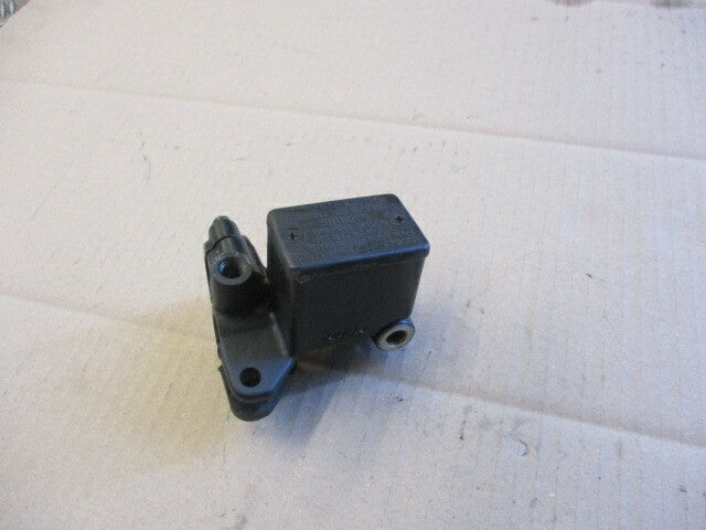 Maitre cylindre de frein avant pour Suzuki 800 DR - SR43A