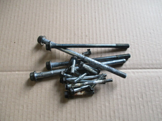 Visserie bas moteur pour Honda 500 XLR - PD02