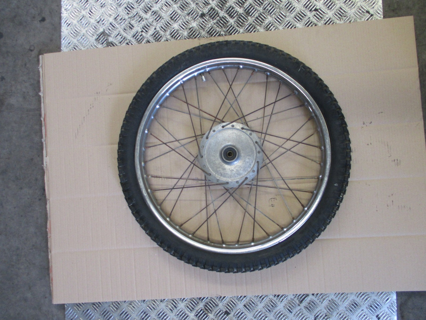 Roue avant pour Yamaha 125 AT1 - AT2