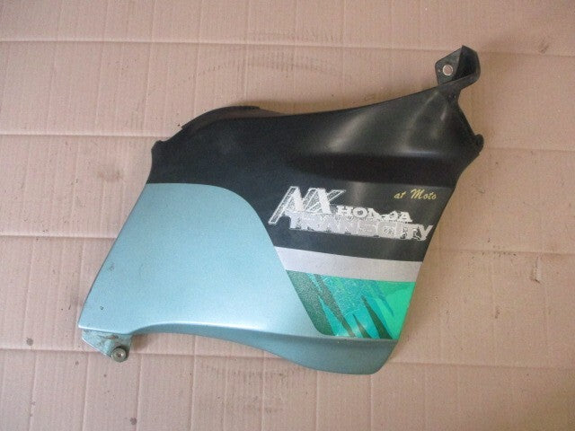 Flanc de carénage droit pour Honda 125 NX Transcity - JD12