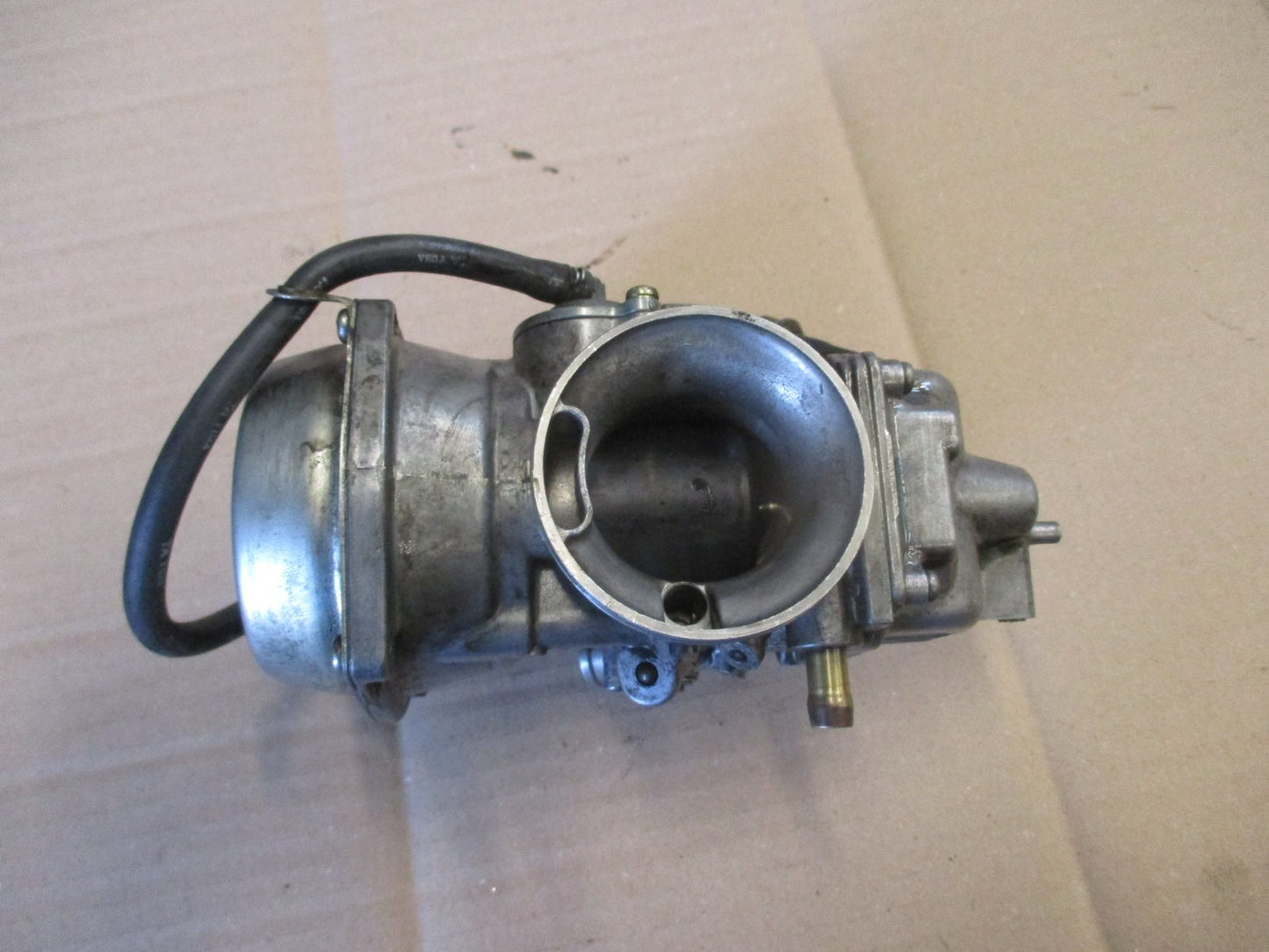 Carburateur pour Honda 650 NX Dominator - RD02