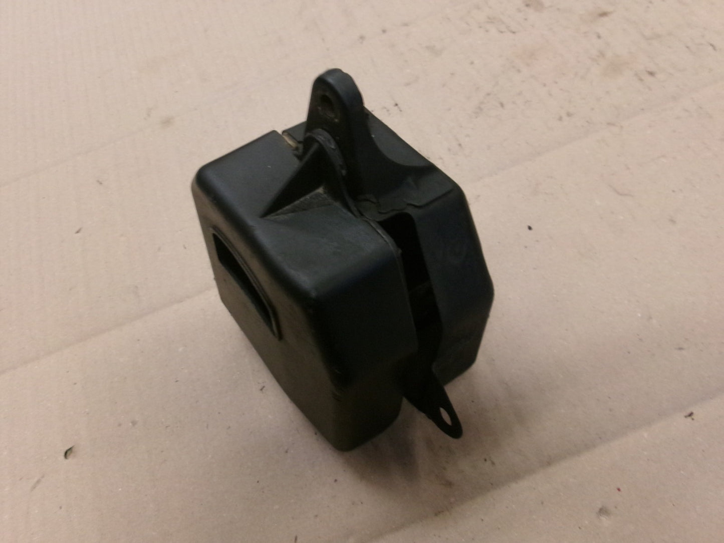 Bac support batterie + cache pour Honda 125 XLS - XR