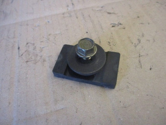 Fixation arrière de réservoir pour Honda 125 MTX - JD05 - JD07
