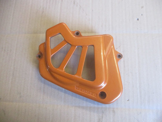 Cache pignon sortie de boite pour Suzuki 600 DR - 650 DR - SN41A - SP41A