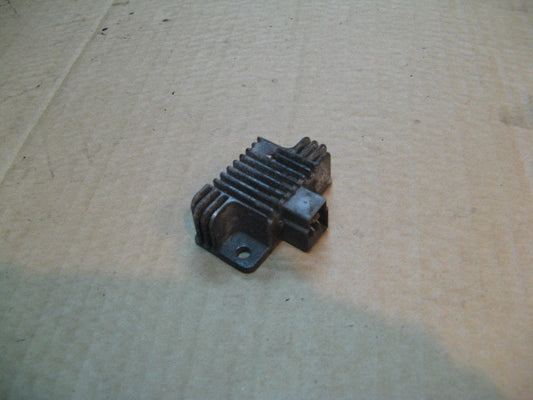 Régulateur pour Yamaha 125 DTLC - 10V