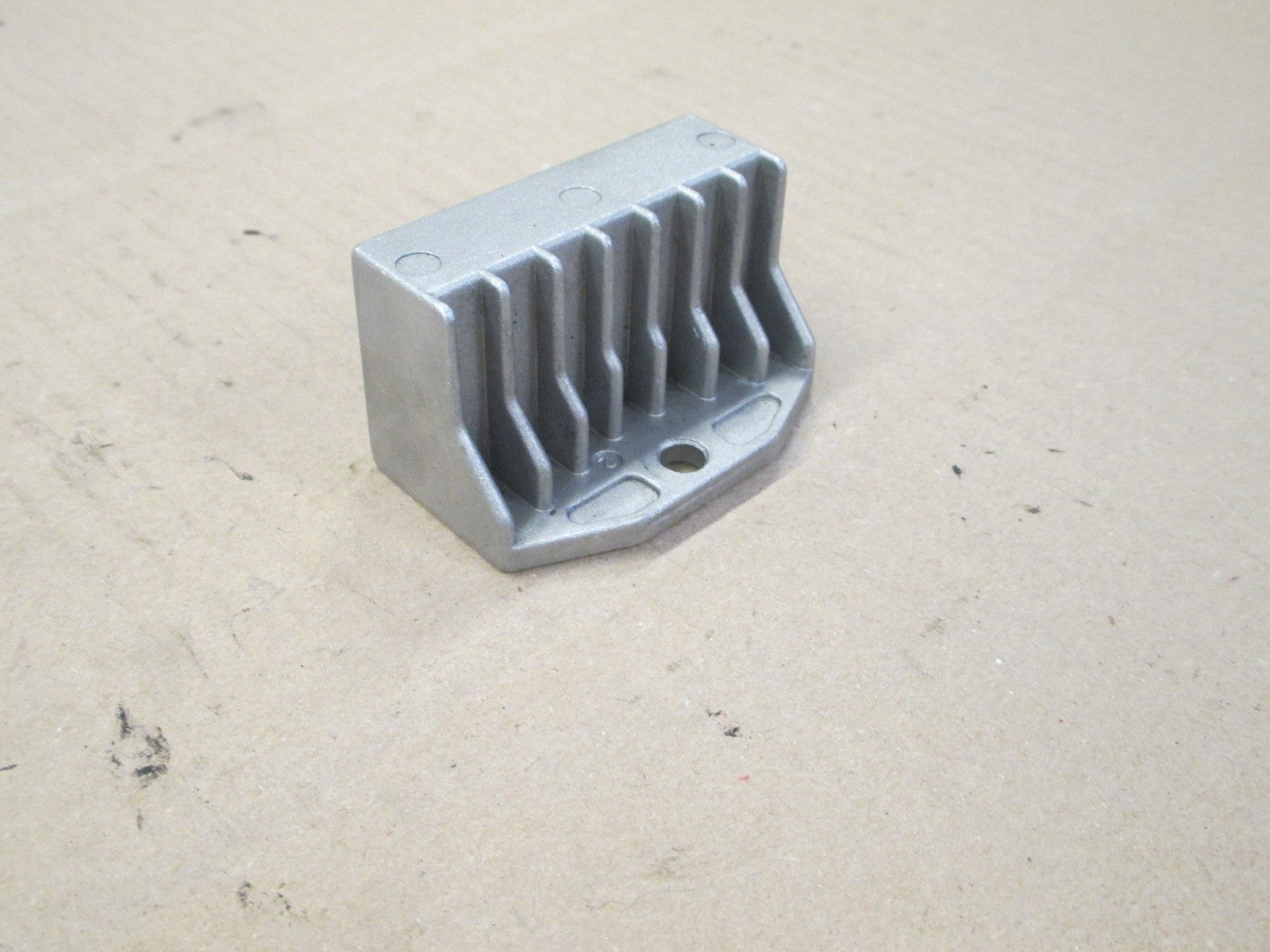 Régulateur pour Honda 125 CBF - JC40A