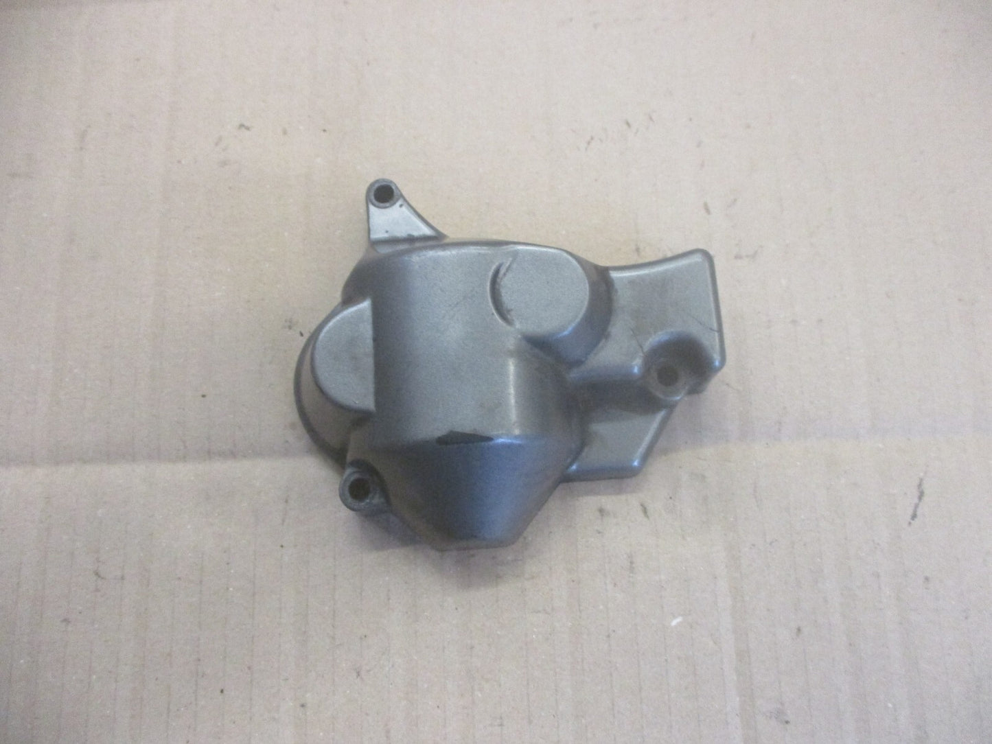 Cache pompe à huile pour Yamaha 125 TZR - 2RL