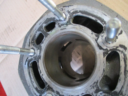 Cylindre 57.00 mm, bon état, prêt à monter, pour Yamaha 125 TZR - 2RL