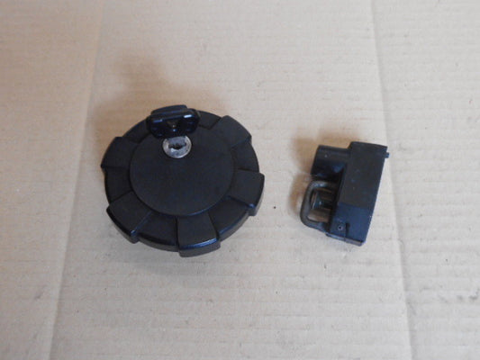 Bouchon à clé + serrure de casque pour Yamaha 125 TW Phase 1 - DE01