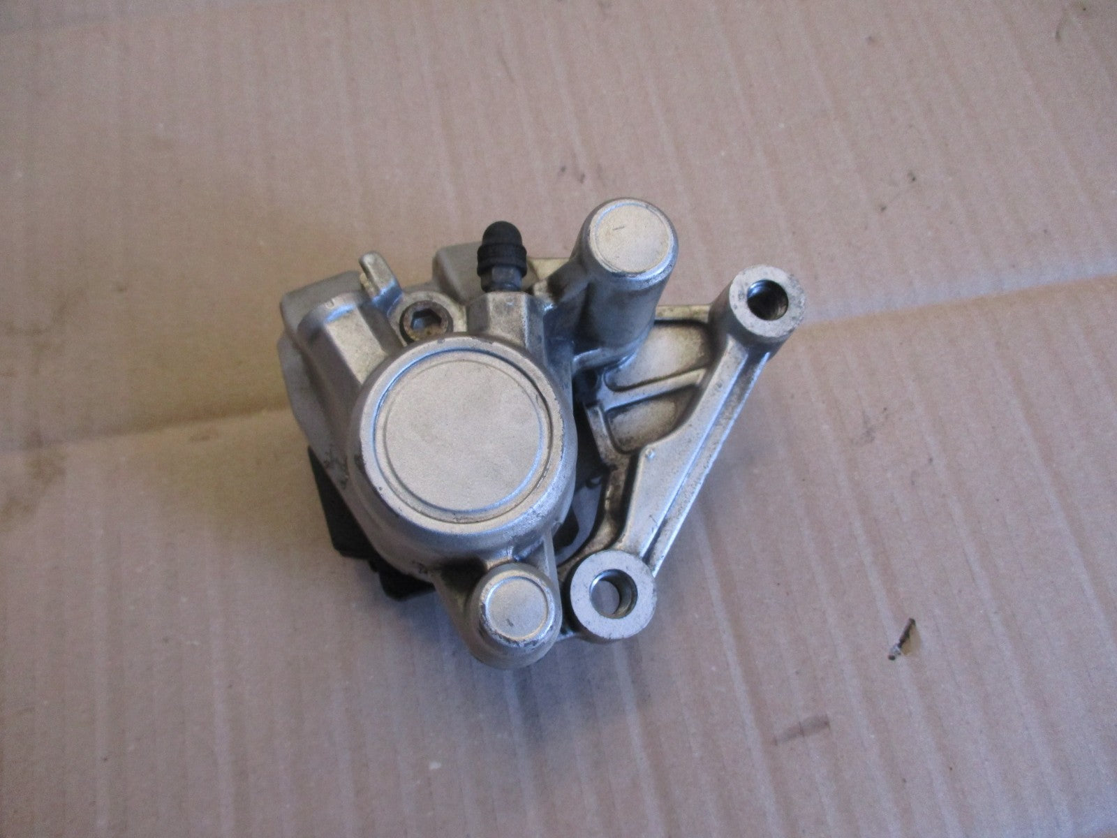 Etrier de frein avant pour Yamaha 125 SR - 10F