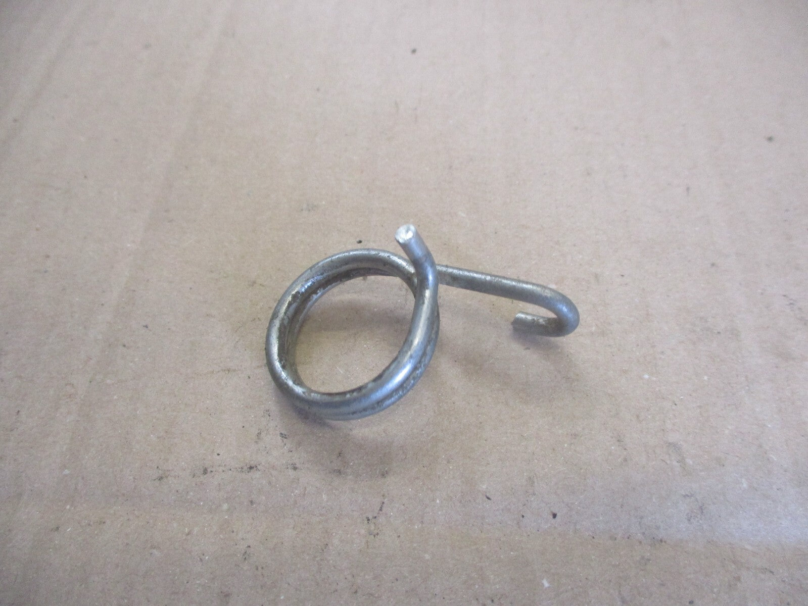 Ressort de pédale de frein arrière pour Suzuki 125 TS B - 1979