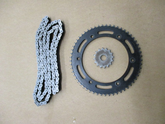 Kit chaîne pour Yamaha 125 DTRE (DE061) - DTX (DE062)